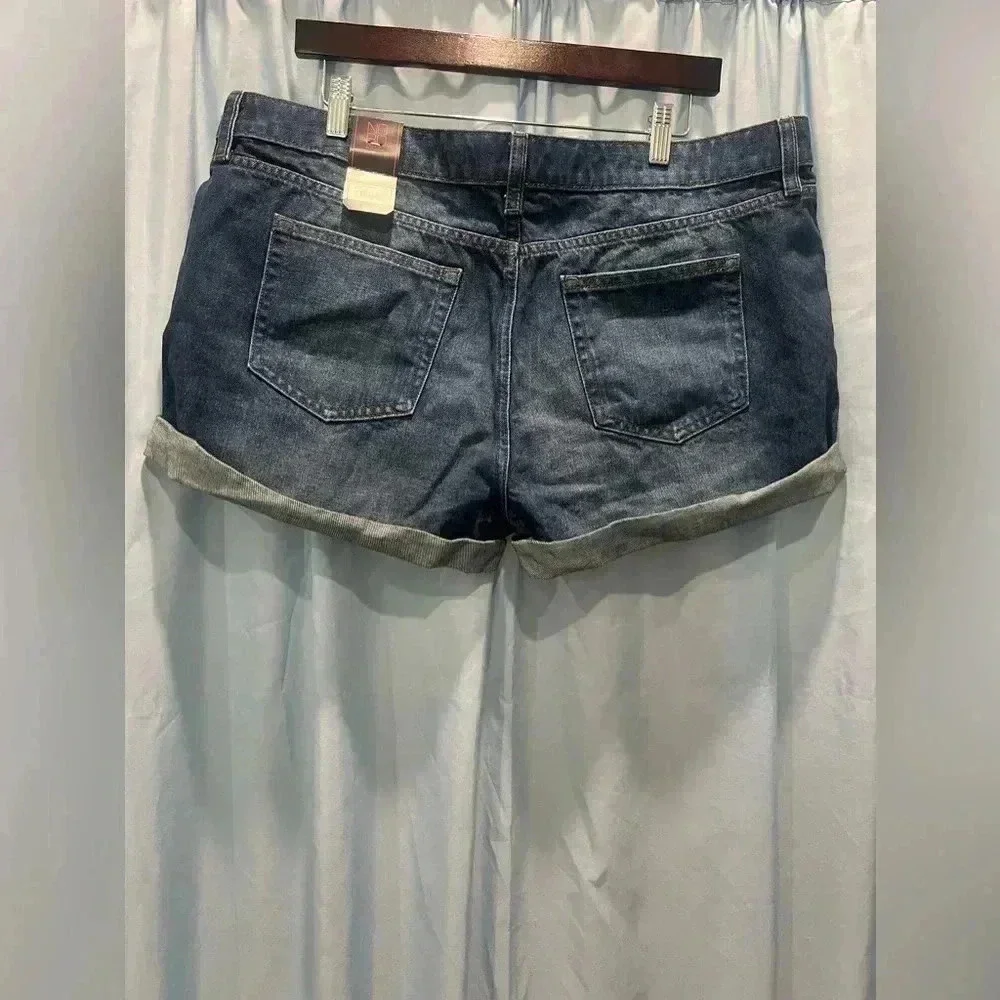 No Boundaries Juniors Size 17 Blue Denim Shorts Cuffed Hem Front Button Closure‌